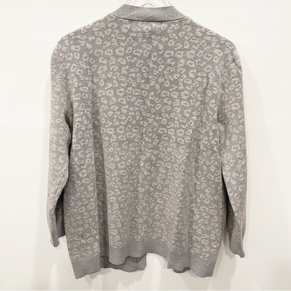 Cupcakes & Cashmere Cheyenne Leopard Jacquard Cardigan Sweater Lightweight Grey - Picture 4 of 11